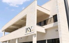 חדרי בוטיק B.Y